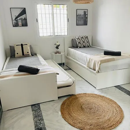Appartement Senorio De Gonzaga- Cozy Patio With Own Access To Pool Marbellac